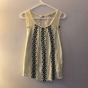 lucky brand peasant style tank size XL